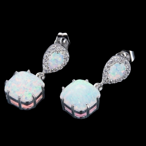 NEW Women's opal drop earrings post - Picture 4 of 5
